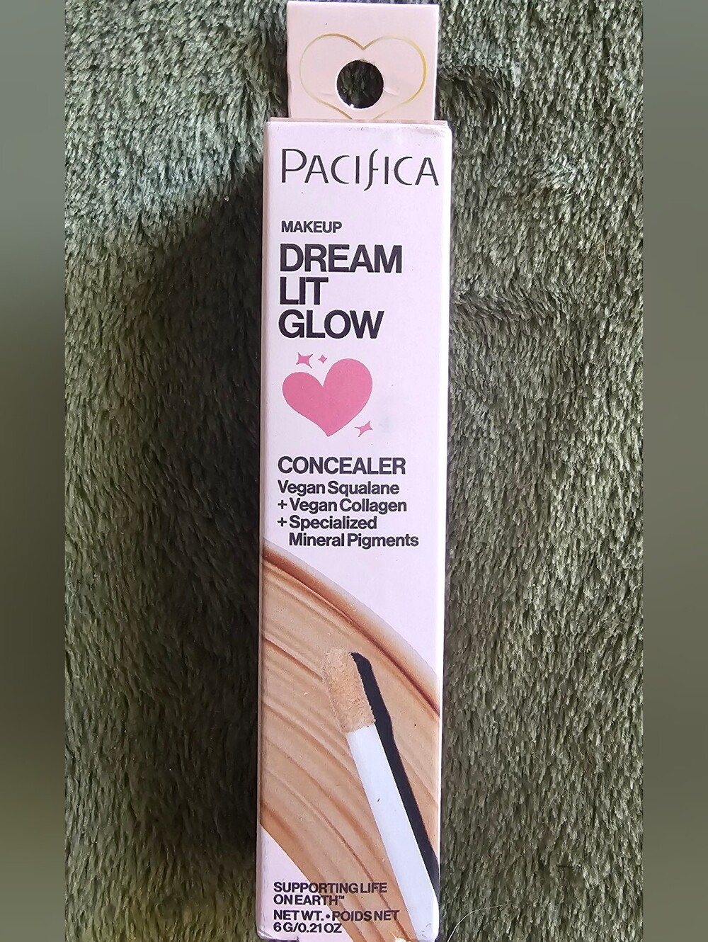 Pacifica Dream Lit Glow Concealer - Shade 07 (Golden Almond)